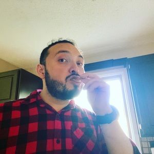 Meet your Posher, Alejandro